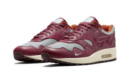 air-max-1-patta-rush-maroon-socksforsport