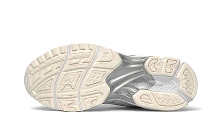 gel-kayano-14-jjjjound-silver-white-socksforsport