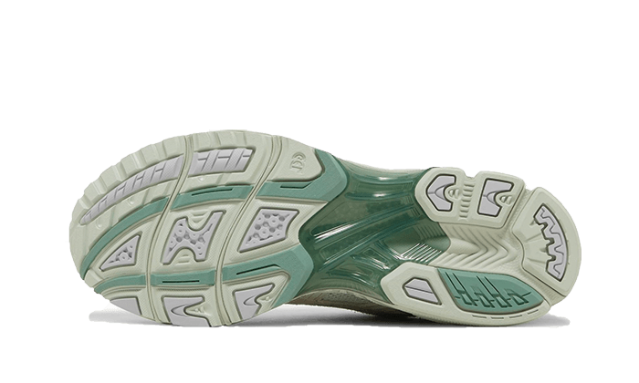 gel-kayano-14-light-sage-socksforsport