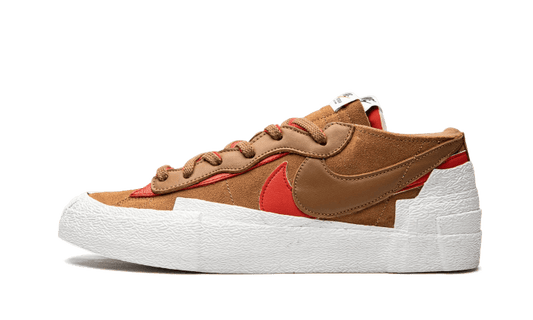 blazer-low-sacai-british-tan-socksforsport