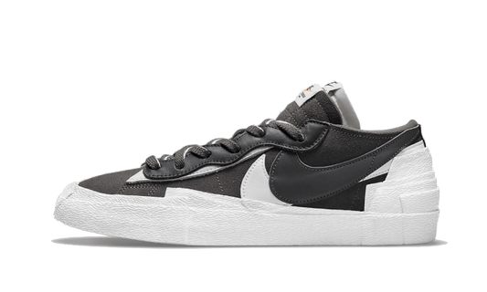 blazer-low-sacai-iron-grey-socksforsport
