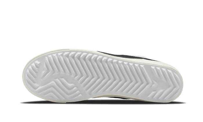 blazer-mid-77-jumbo-white-black-socksforsport