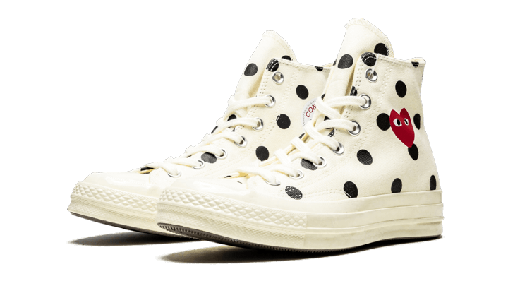 chuck-taylor-all-star-70s-hi-comme-des-garons-play-polka-dot-white-socksforsport