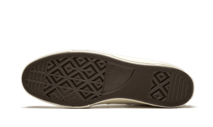 chuck-taylor-all-star-70s-hi-comme-des-garons-play-white-socksforsport