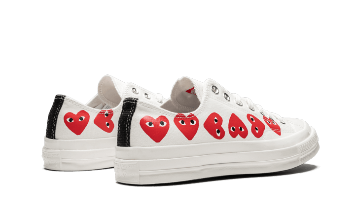 chuck-taylor-all-star-70s-ox-comme-des-garons-play-multi-heart-white-socksforsport
