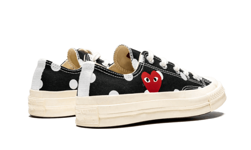 chuck-taylor-all-star-70s-ox-comme-des-garons-play-polka-dot-black-socksforsport