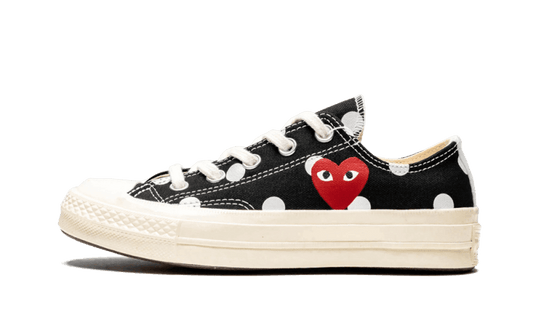 chuck-taylor-all-star-70s-ox-comme-des-garons-play-polka-dot-black-socksforsport