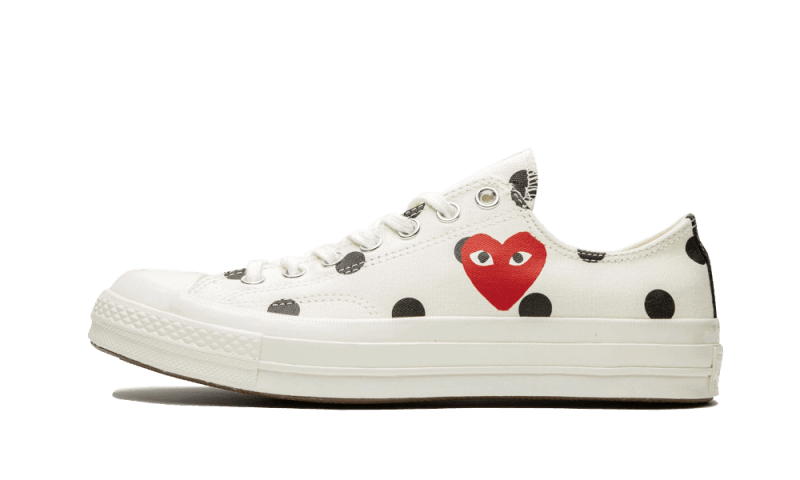 chuck-taylor-all-star-70s-ox-comme-des-garons-play-polka-dot-white-socksforsport