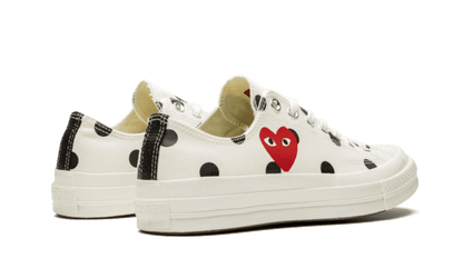 chuck-taylor-all-star-70s-ox-comme-des-garons-play-polka-dot-white-socksforsport