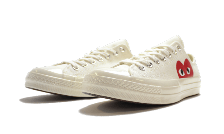 chuck-taylor-all-star-70s-ox-comme-des-garons-play-white-socksforsport