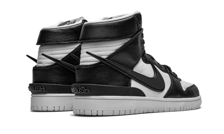 dunk-high-ambush-black-white-socksforsport