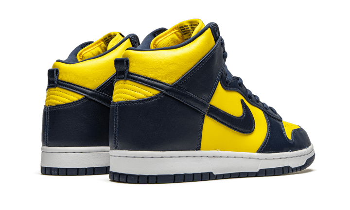 dunk-high-maize--blue-michigan-socksforsport