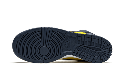 dunk-high-maize--blue-michigan-socksforsport