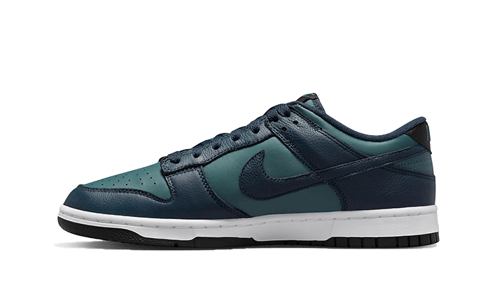 dunk-low-armory-navy-socksforsport