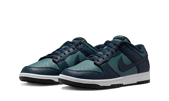 dunk-low-armory-navy-socksforsport