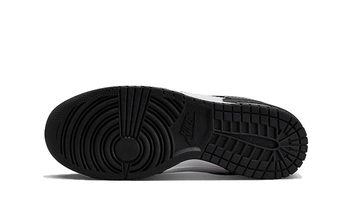 dunk-low-disrupt-2-panda-socksforsport