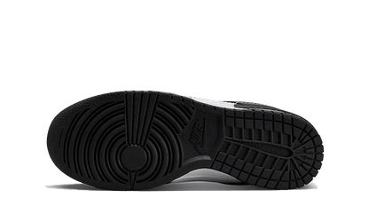 dunk-low-disrupt-2-panda-socksforsport