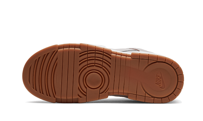 dunk-low-disrupt-barely-rose-socksforsport