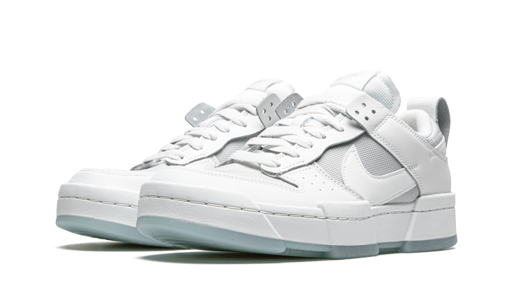 dunk-low-disrupt-photon-dust-socksforsport