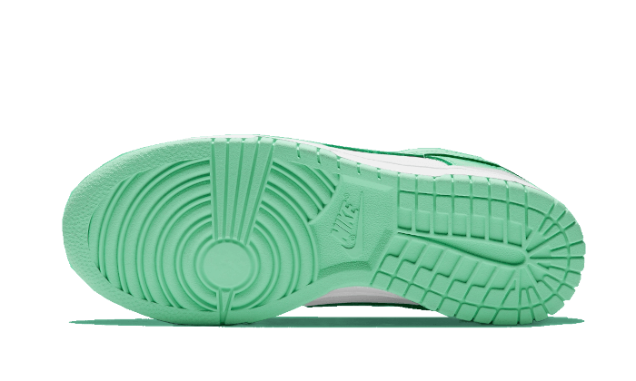 dunk-low-green-glow-socksforsport