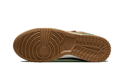 dunk-low-next-nature-sequoia-olive-socksforsport
