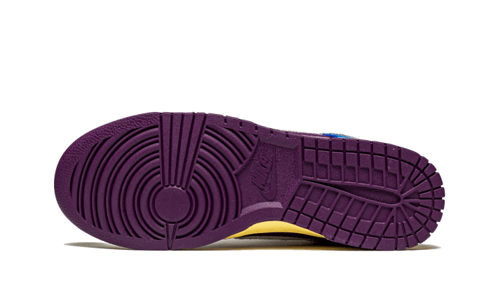 dunk-low-undefeated-5-on-it-socksforsport