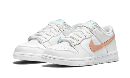 dunk-low-white-bone-peach-aqua-socksforsport