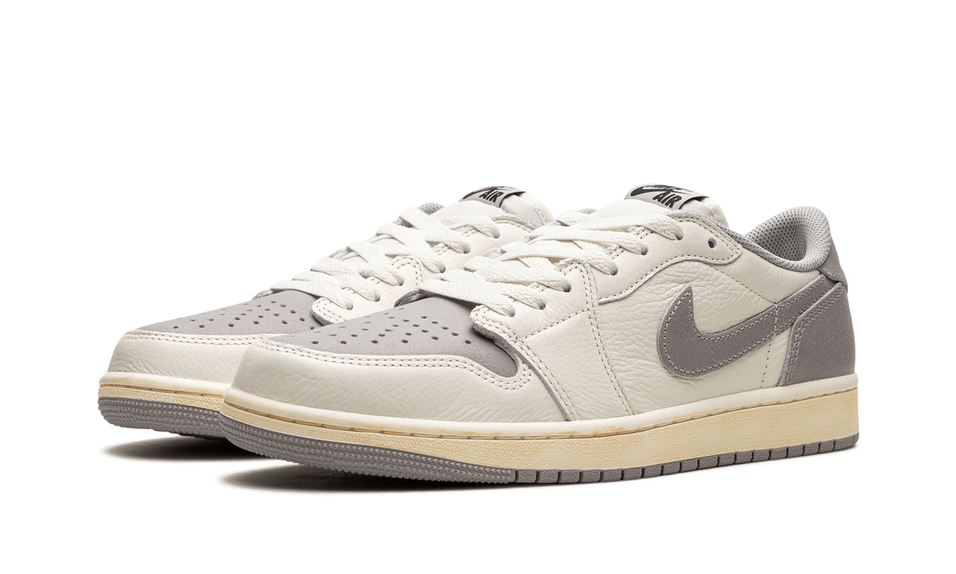 air-jordan-1-retro-low-og-ex-sail-socksforsport