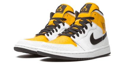 air-jordan-1-mid-laser-orange-socksforsport