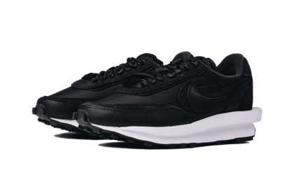 ld-waffle-sacai-triple-black-socksforsport