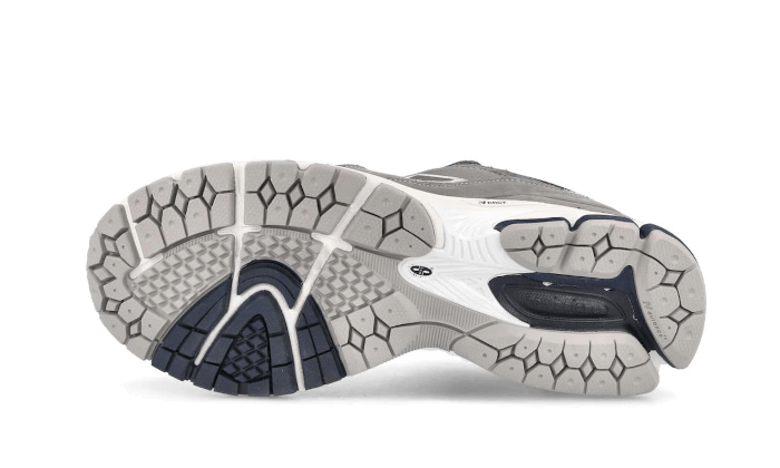 2002r-thisisneverthat-socksforsport