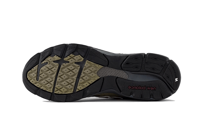 990-v3-made-in-usa-green-olive-socksforsport