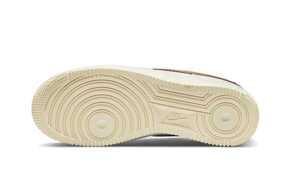air-force-1-low-07-lx-coconut-socksforsport
