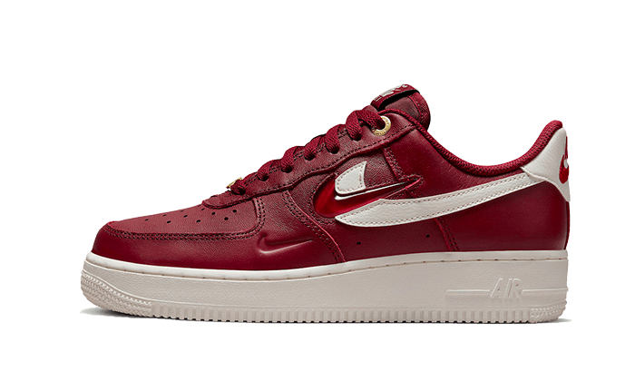 air-force-1-07-premium-team-red-history-of-logos-socksforsport