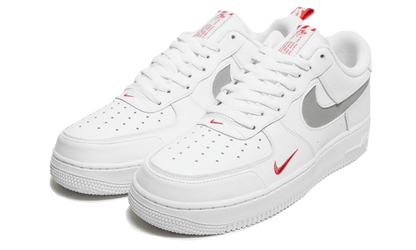 air-force-1-low-white-red-mini-swoosh-socksforsport