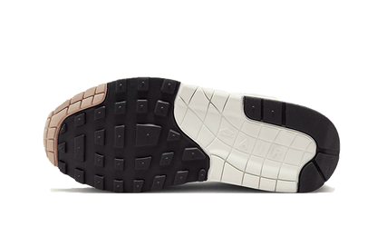 air-max-1-pale-ivory-socksforsport