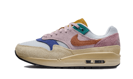 air-max-1-tan-lines-socksforsport