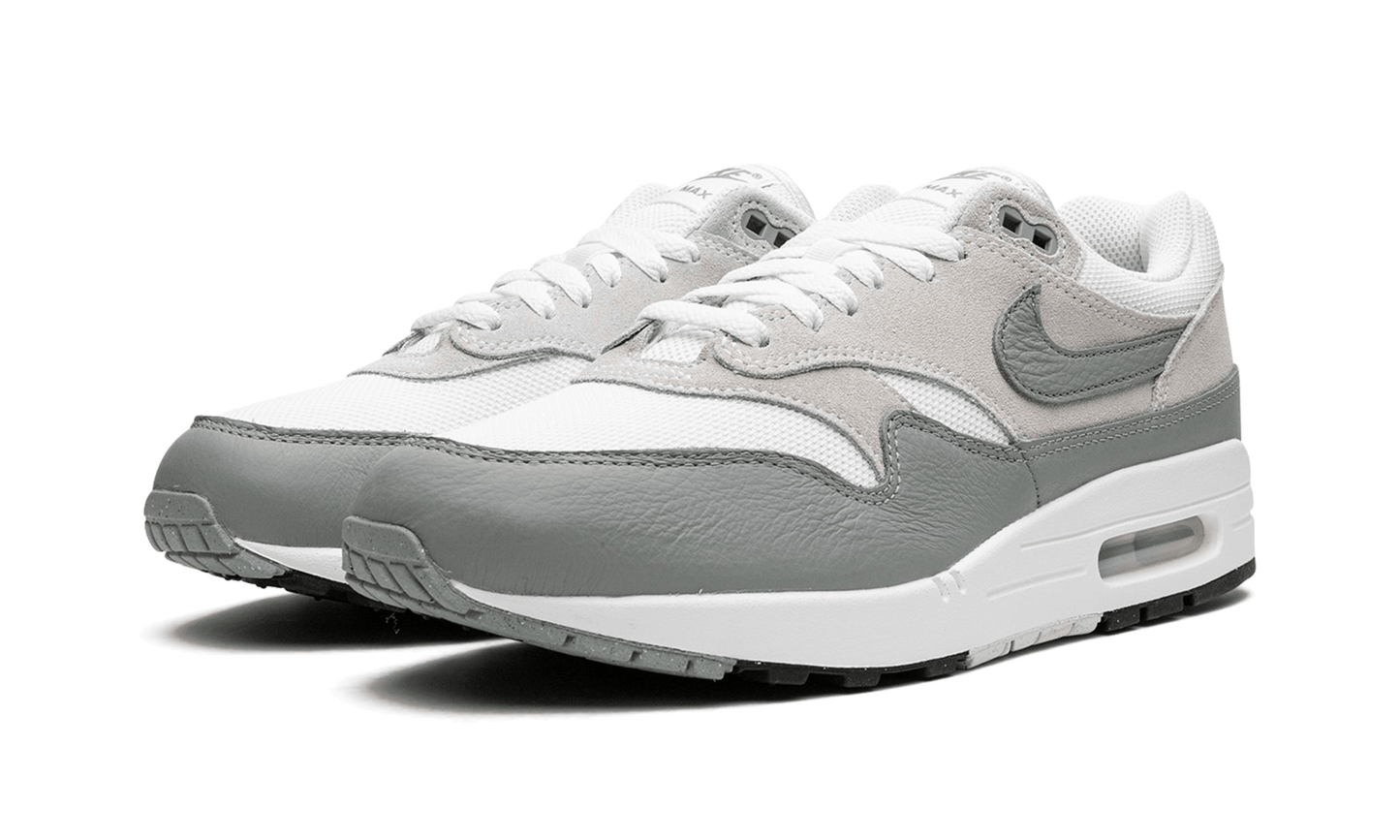 air-max-1-white-mica-green-socksforsport