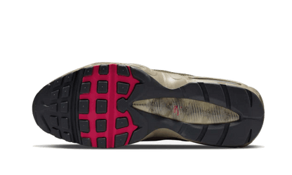 air-max-95-rough-green-socksforsport