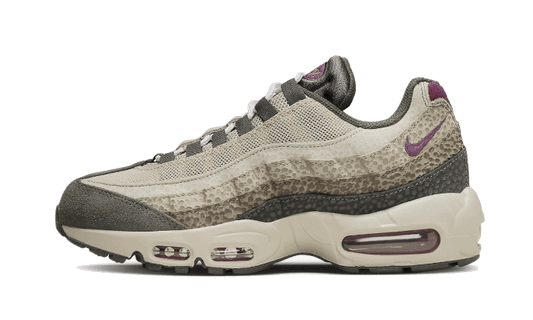air-max-95-safari-viotech-socksforsport