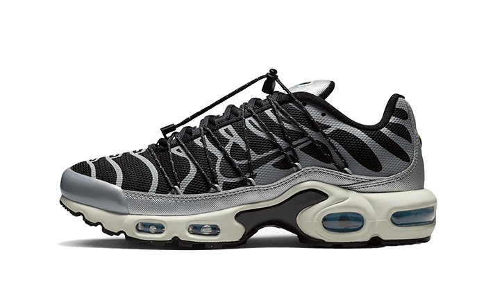 air-max-plus-lace-toggle-black-grey-socksforsport