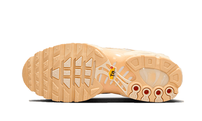 air-max-plus-sail-team-red-socksforsport