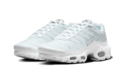 air-max-plus-white-metallic-silver-socksforsport