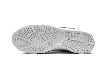 dunk-high-reverse-panda-socksforsport