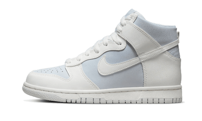 dunk-high-summit-white-football-grey-socksforsport