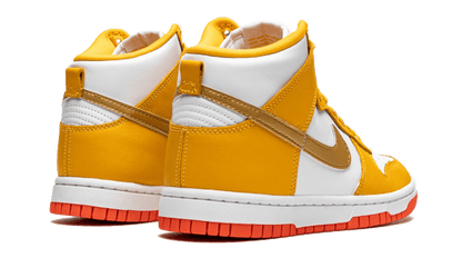 dunk-high-university-gold-socksforsport