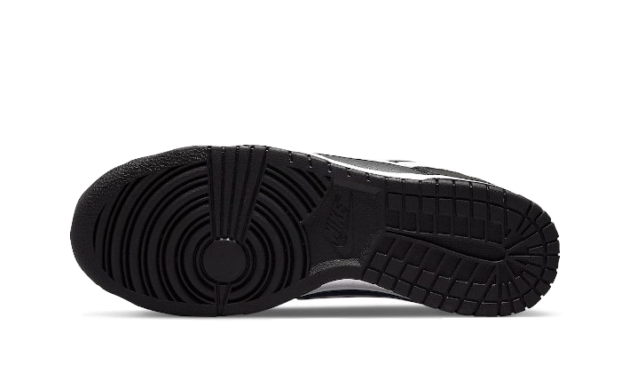 dunk-low-black-white-2022-socksforsport