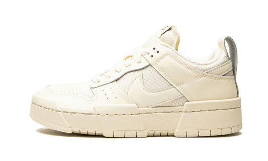 dunk-low-disrupt-coconut-milk-socksforsport