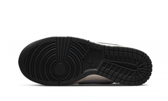dunk-low-light-smoke-grey-socksforsport