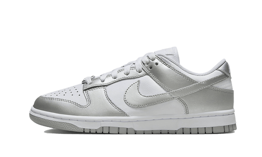dunk-low-metallic-silver-socksforsport